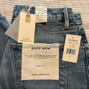 New With Tags! Good American “Good Mom” jeans. Size 6/28. 27.5” inseam